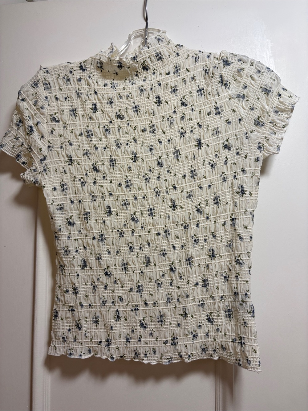Smocked High-Neck Floral Short Sleeve Top - Cream with Blue Floral
